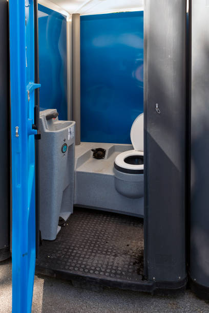 Portable Toilet Options We Offer in Merrillville, IN